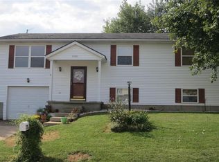 23483 Dogwood Dr, Elsah, IL 62028