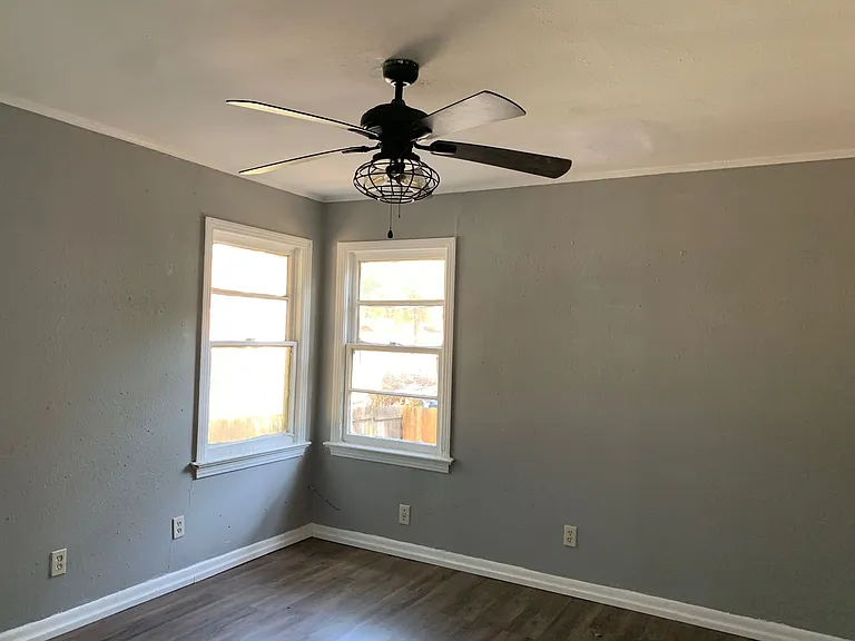 1068 Blanchard Pl — Photo 16