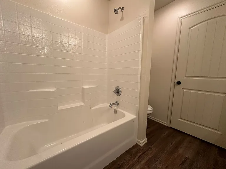 412 Chalk Hill Ct — Photo 40