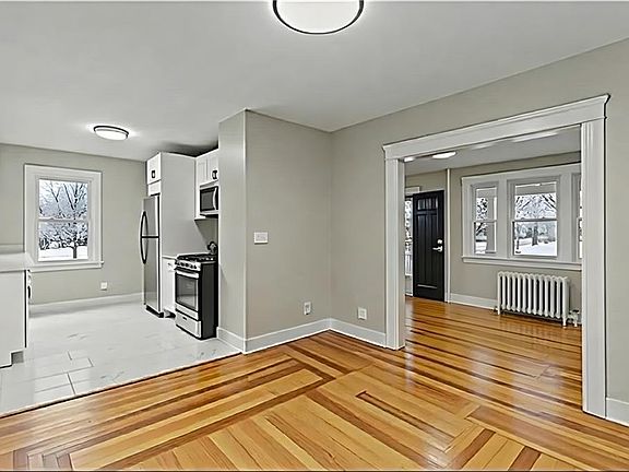 4th image of 70 Whittier Rd