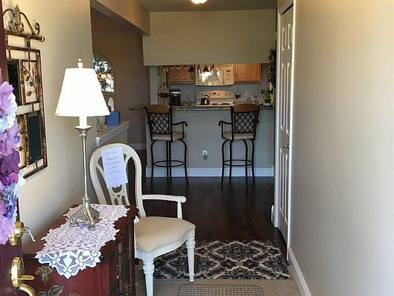3rd image of 52188 Naugatuck Dr