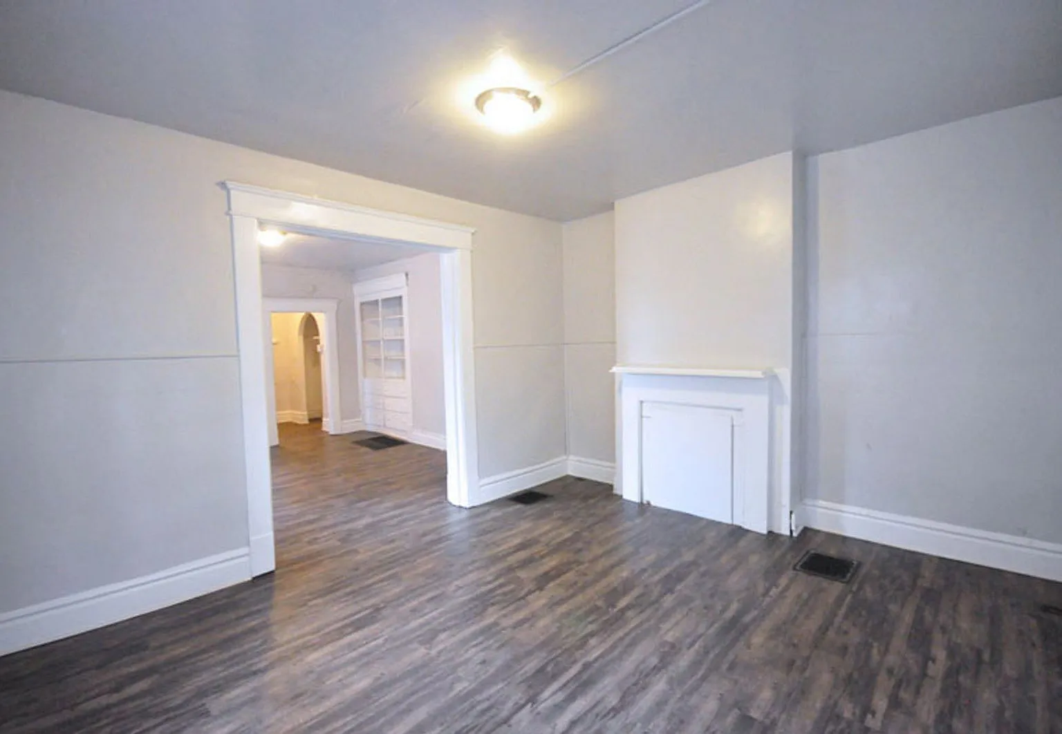 5 bed, 2.0 bath, $2,695 — Photo 2
