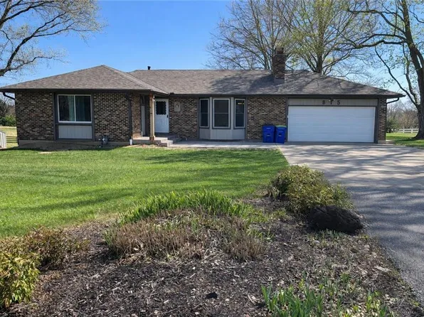 815 Kouns Ln, Kansas City, KS 66111