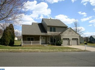 1501 Society Hill Dr, Bensalem, PA