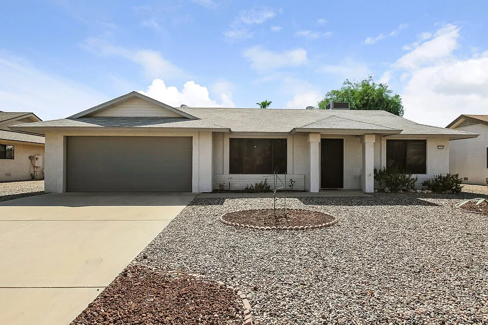 2 bed, 2.0 bath, 1046 sqft, $1,685 — Photo 1