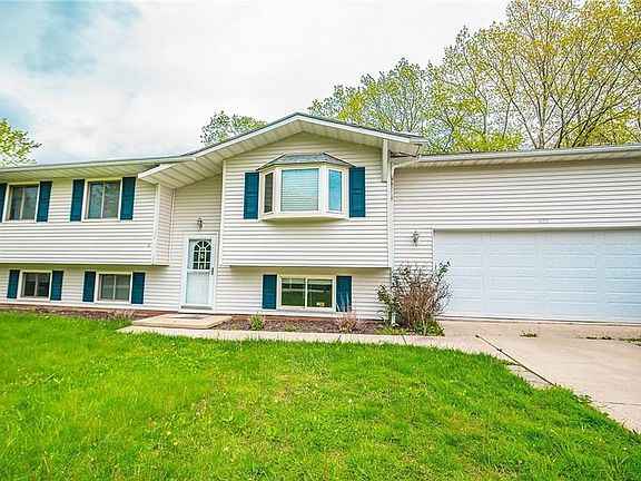2nd image of 403 Hyder Dr
