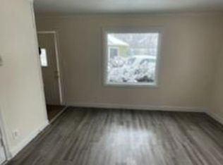 1904 Woodruff Ave, Rockford, IL 61104