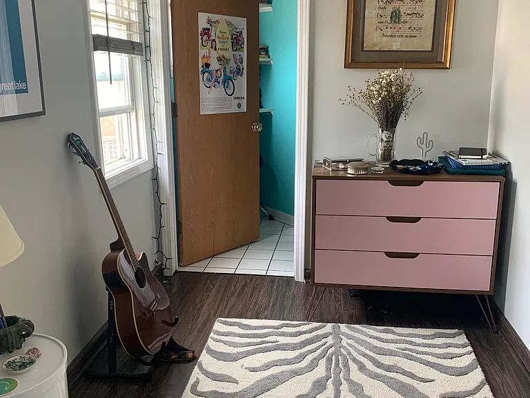 711 N Elizabeth St #2R — Photo 6