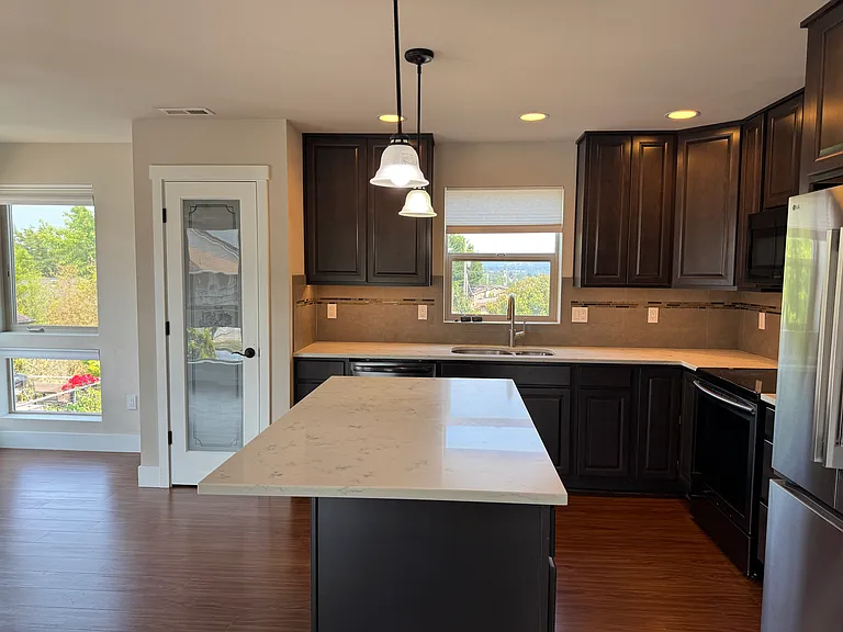 2551 S Graham St #A — Photo 4