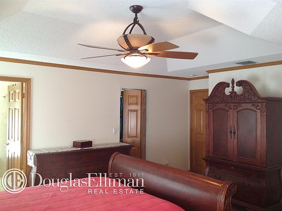 5th image of 5024 Heron Pl
