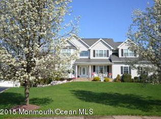 10 Feather Ln, Jackson, NJ