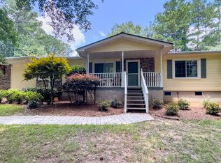 90 Howard Rd, Senoia, GA 30276