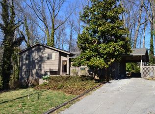 5816 Stoneleigh Rd, Knoxville, TN 37912