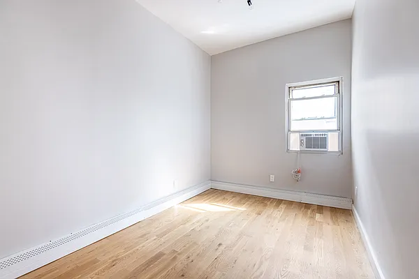 Rented by Five Stone NYC LLC | media 10