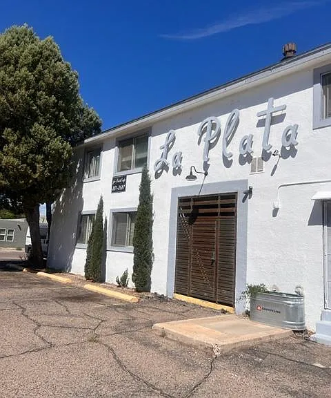 La Plata Manor — Photo 14