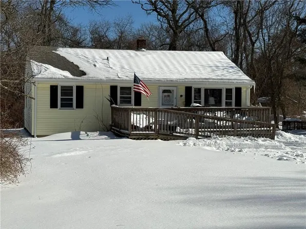 1255 South Rd, South Kingstown, RI 02879
