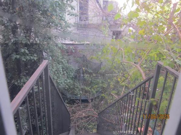 387 South Fifth Street image 10 of 17