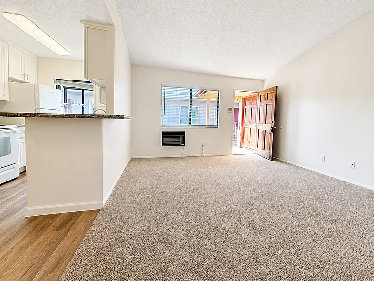 4177 Iowa St #6 — Photo 5