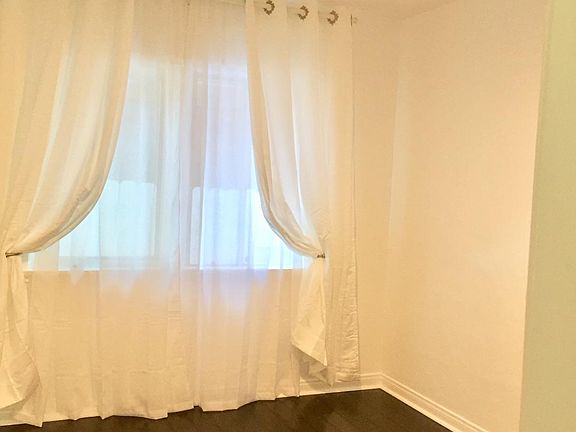 4th image of 309 Windward Ave APT A