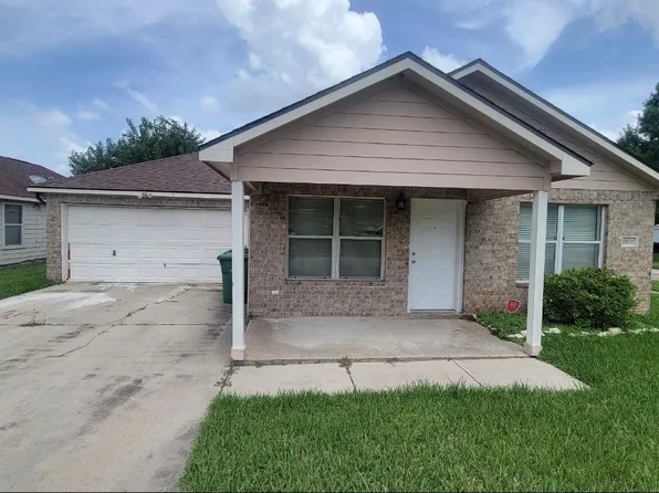 11827 Cape Hyannis Dr, Houston, TX 77048