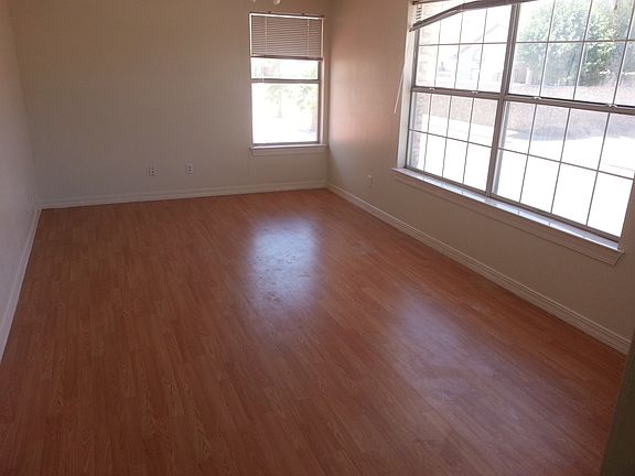 4th image of 10812 Loma Del Sol Dr