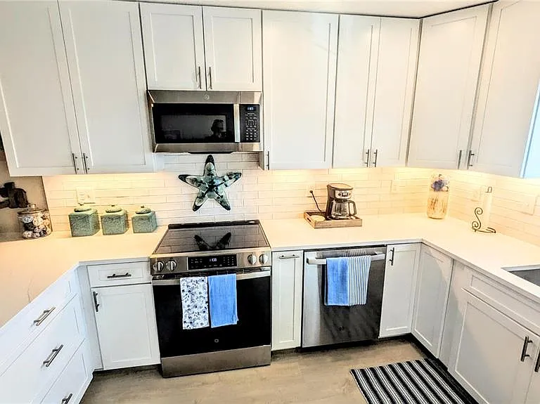 958 Sandpiper Cir #958 — Photo 7