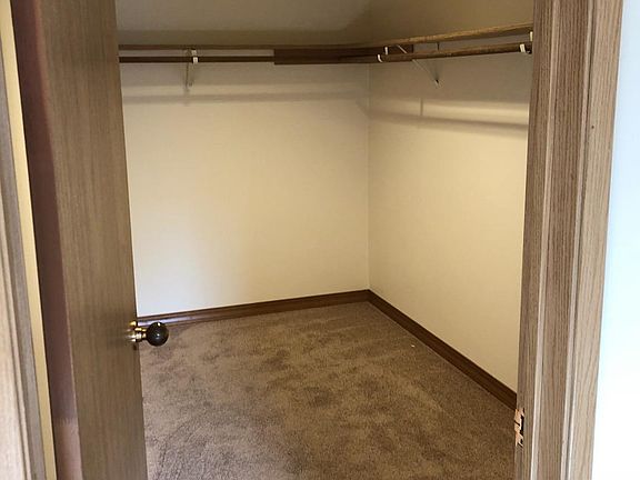 3rd image of 10701 Meridian Ave N APT 305A