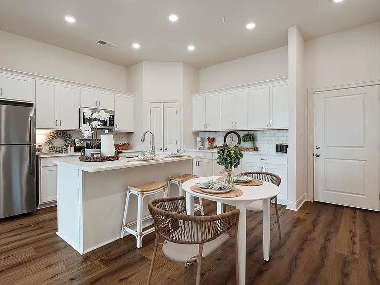 4821 S Houston Levee Rd — Photo 5
