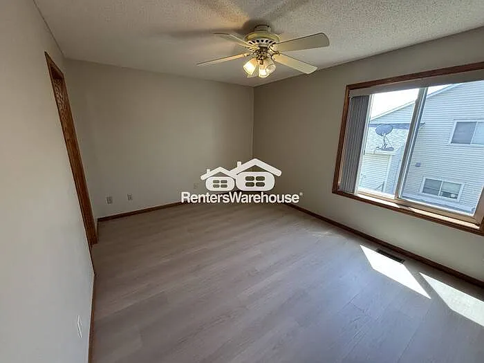 329 Alexander Ct — Photo 14