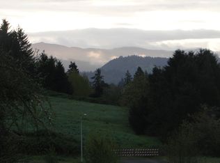 N O St #34, Cottage Grove, OR 97424