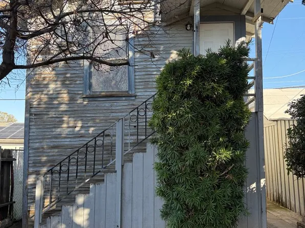 200 1/2 Fillmore St, Taft, CA 93268