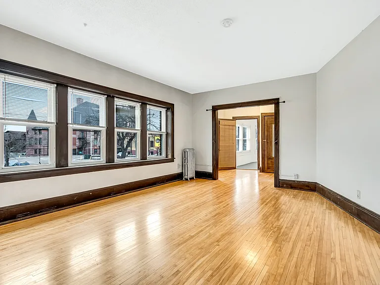 2107 Hennepin Ave #4 — Photo 10