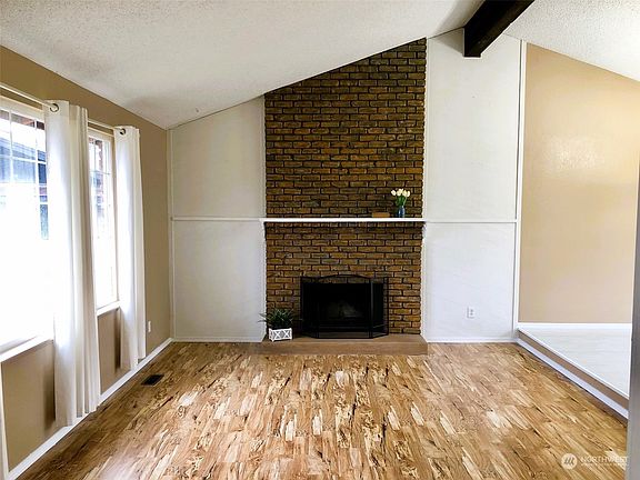 5th image of 850 S Meadowlark Lane