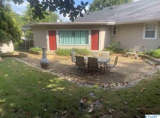 438 Cleveland Ave, Florence, AL 35630