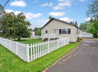 2510 Hagberg St, Duluth, MN 55811