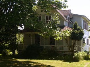 7910 Thomle Rd, Stanwood, WA 98292