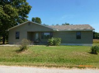 715 Mahan Rd, Utica, KY 42376