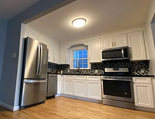 91 Lord Ave #1 Photo 1