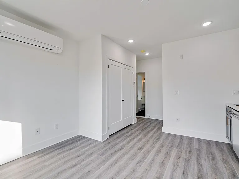 4735 Hazel Ave — Photo 100
