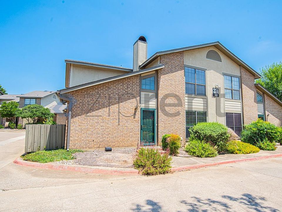 1st image of 334 W Harwood Rd APT A