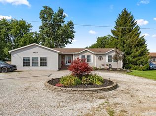 4625 Bluebush Rd, Monroe, MI 48162