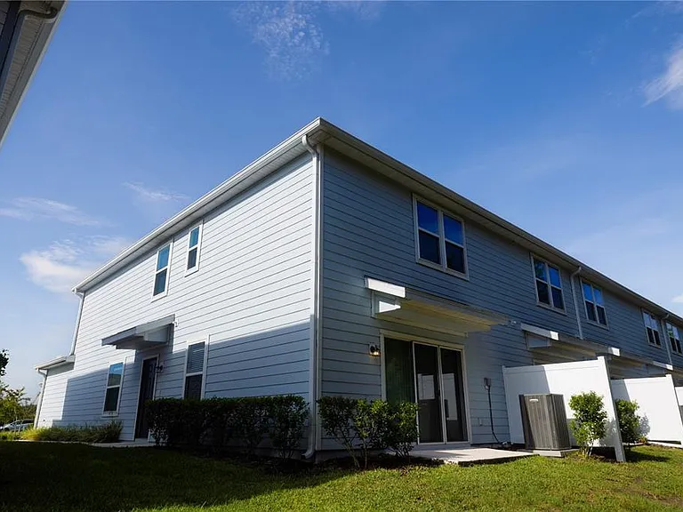 4609 Sparkling Shell Ave — Photo 20
