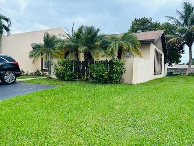 11966 SW 110th Street Cir S, Miami, FL, 33186