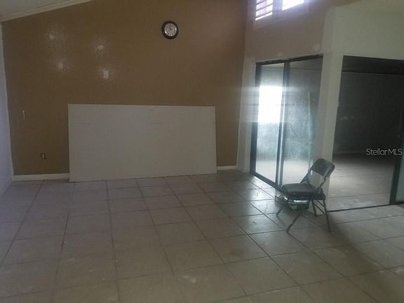 3rd image of 10523 Chadbourne Dr