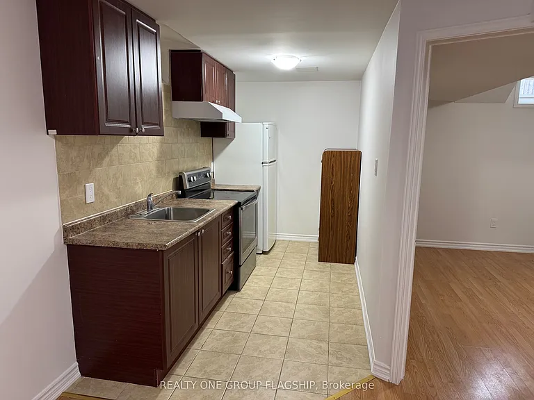 3857 Skyview St #LOWER — Photo 7