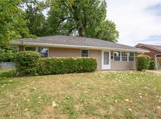 1032 Sharon Dr, Jeffersonville, IN 47130