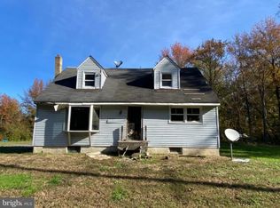 807 Hawks Bridge Rd, Mannington, NJ 08079