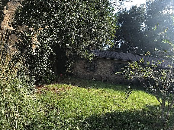 4th image of 2111 Kirby St