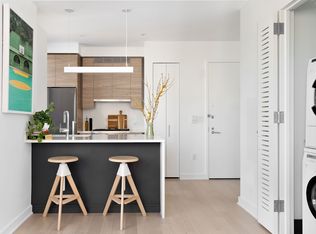 555 38th St APT 2917, New York, NY 10018
