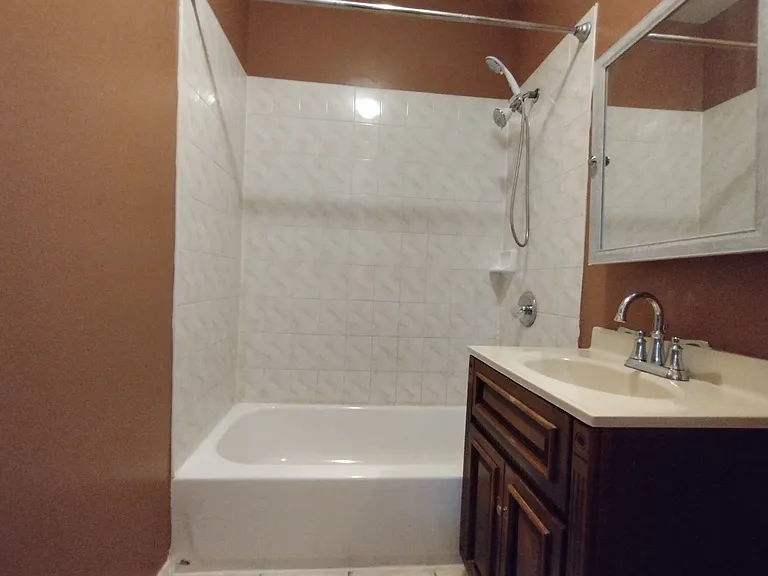 1478 E 93rd St #1 — Photo 30
